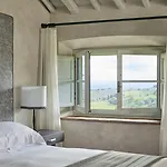 Castello Del Nero 5*