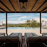 Castello Del Nero فندق 5*