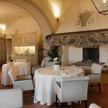 Hotell Castello Del Nero