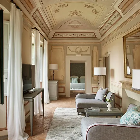 Castello Del Nero Hotel 5*